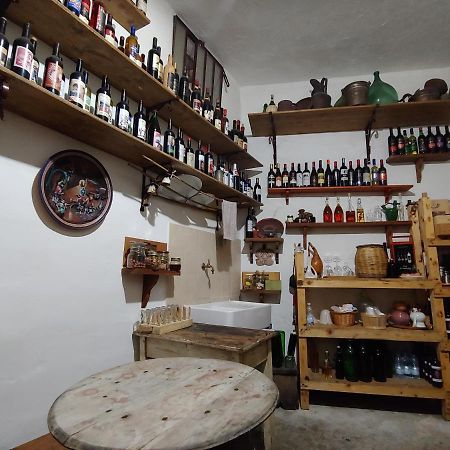 Piccolo Appartamento Al Centro Di Dorgali Ngoại thất bức ảnh